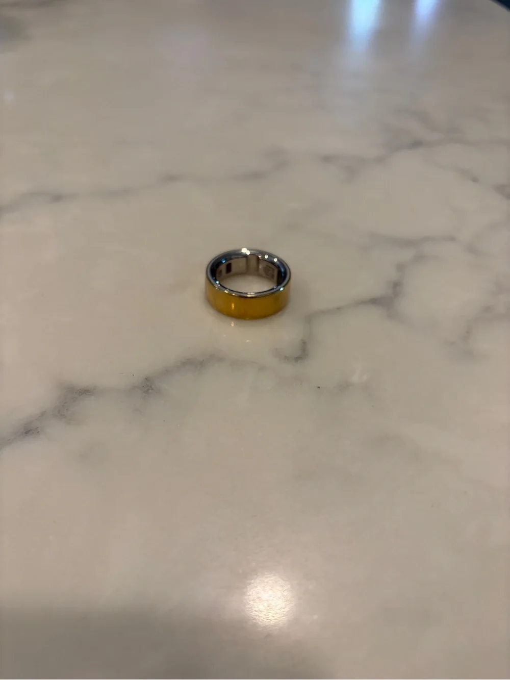 Oura 4 in Gold, size 8 RING ONLY